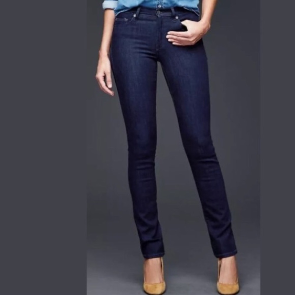 Gap Slim Straight Dark Rinse Jeans Size 26 short